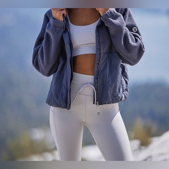 Vuori Women’s Daily Pocket Legging Size M - Picture 2 of 9